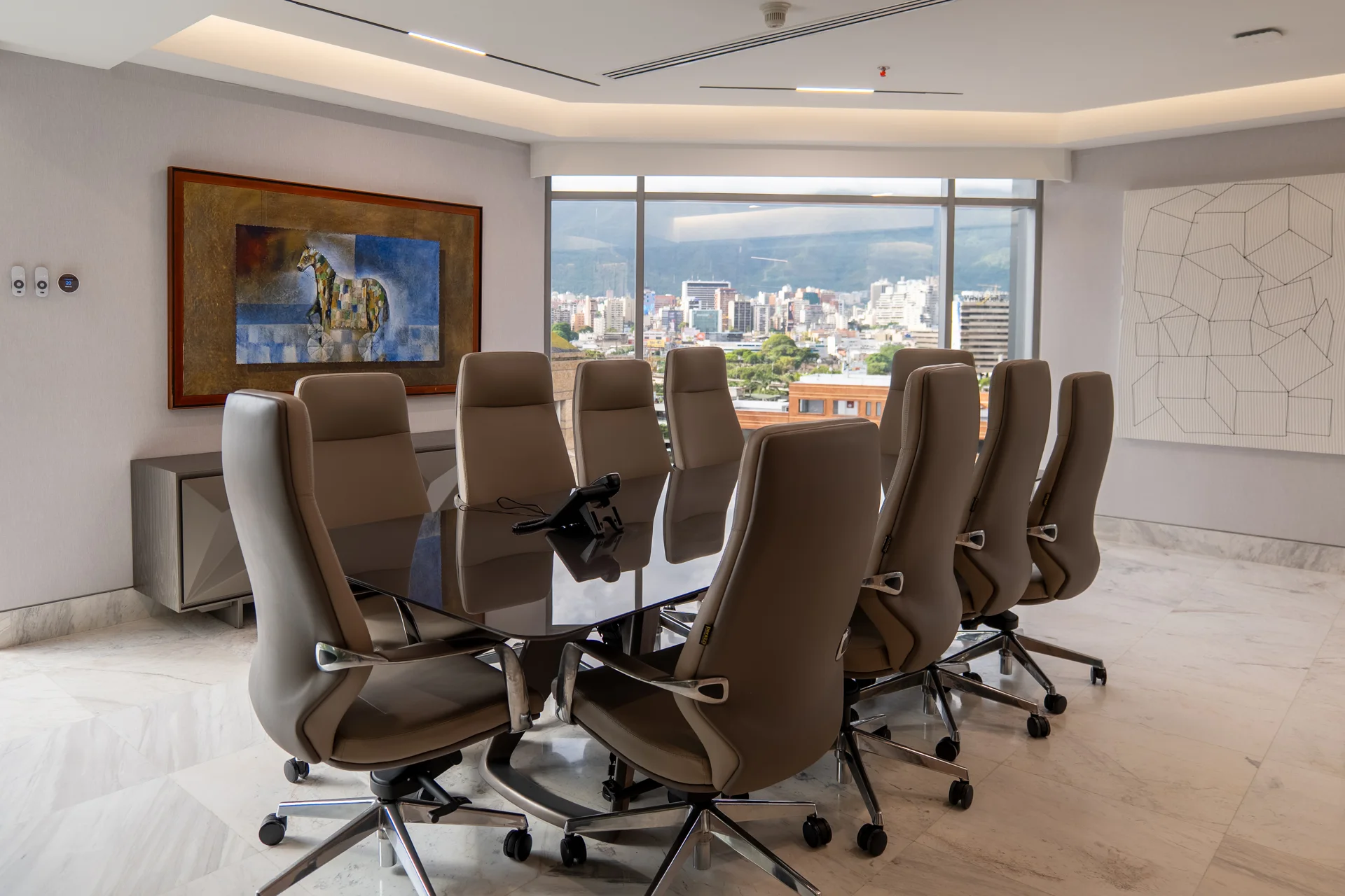 Sala de reuniones con vistas a Caracas